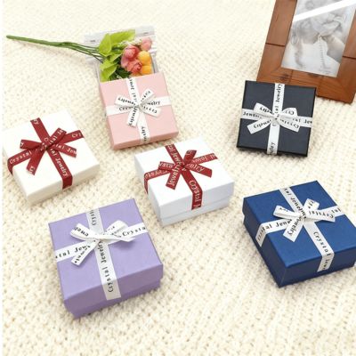 Individuelle Schmuckverpackung Englisch Schleife Band Himmel Erde Quadrat Box Elegante Kartonabdeckung für Ohrringe Ringe Schachteln
