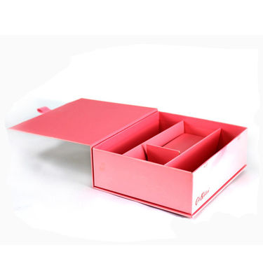 Anpassbare farbenfrohe Papierherzförmige Geschenkboxen mit lackiertem Finish
