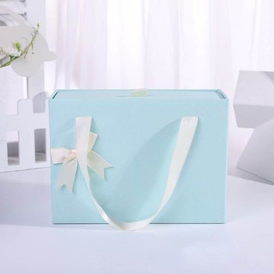 Wiederverwertbares benutzerdefiniertes Logo Luxus starre Ausziehbare Kleidung Verpackung T-Shirt Kleidung Papier Schublade Bekleidungskiste