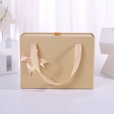 ODM OEM akzeptiert. Kostenlose Probe tragbare leere Schiebe aus Verpackung starre Schublade Typ Geschenk-Box Tasche mit Band