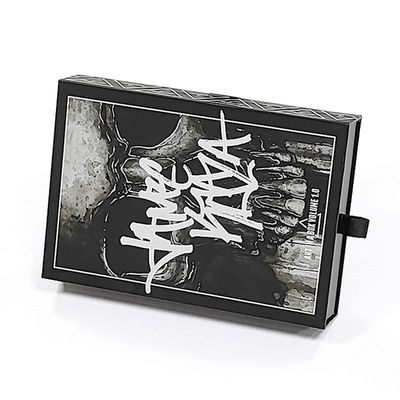 Custom Logo Druck akzeptiert Schwarz Matte Schiebe Geschenk Schublade mit Custom-Bestellung