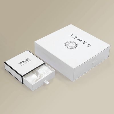 Lackierte Satin-Folierte Steifkarton-Schiebe-Schublade Geschenkboxen für kosmetische Verpackungen