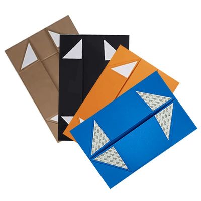 Luxus-Rigid Box für kundenspezifische Kleidung mit Goldfolie und blauem Magnetverschluss