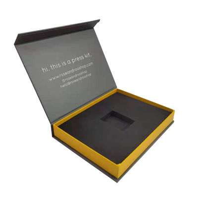 VIP-Metallkredit Mitgliedschaft Visitenkartenhalter Slot Box für Spielkarten Papierboxen