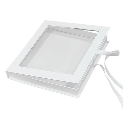 Quadratische Karton-Displaybox mit recyceltem Magnetverschluss Geschenkbox mit klarem Fenster