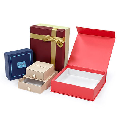 Personalisierte Luxus-Geschenkverpackung Magnetische Steifpapierbox mit Magnetklappen