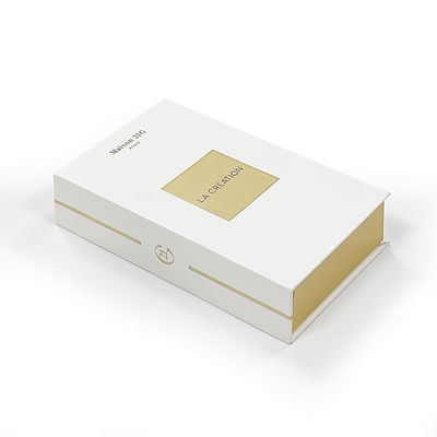 Magnetisch geschlossene Geschenkbox mit individuellem Logo, Magnetkarton für Parfüm-Kosmetikverpackungen