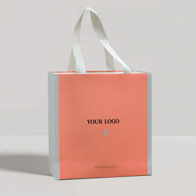 High-End-Handgeschenktaschen Kleidungsgeschäft Personalisierte Kunsthandwerk Kraft Papiertaschen Geschenkverpackung