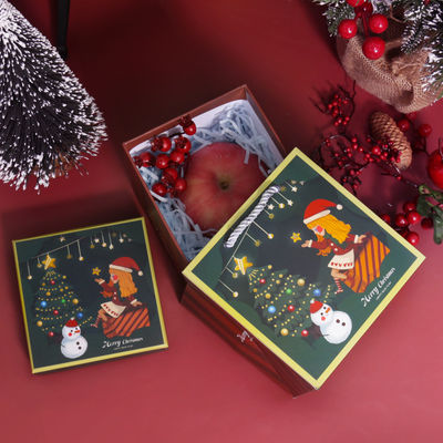 Luxuriöse, individuelle Weihnachtsverpackung im Stil von umweltfreundlichen Geschenkverpackungen aus Karton, roter Deckel, Weihnachtsband, Geschenkbox-Set