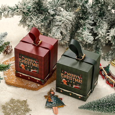 Luxuriöse Weihnachtsgeschenkbox Elegantes Gold-Rot-Design für Familienfeiern