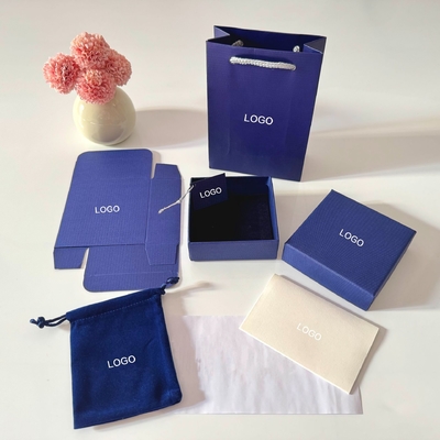 Großhandel Custom Logo Schmuck Papiertaschen & Markenpapiertaschen Luxus Geschenkverpackung Vollständige Palette von Papierboxen zum Verpacken