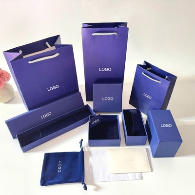 Großhandel Custom Logo Schmuck Papiertaschen & Markenpapiertaschen Luxus Geschenkverpackung Vollständige Palette von Papierboxen zum Verpacken