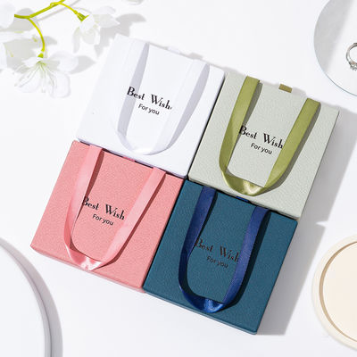 Luxuriöses Kraftpapier auf Maßdruck Schmuckschachteln für Ohrringe und Halsketten Recyclingpapierringschachtel Umweltfreundliche Geschenkverpackung für Frauen