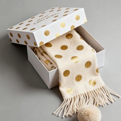 Custom Luxus Weihnachtsgeschenk Boxen Matte starre Karton für die Verpackung Schal Kleid Unterwäsche Shirt Recycling aseptische Materialien