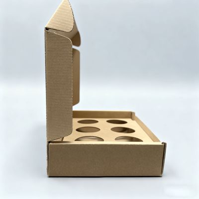 Individuelle 6er-Pack Kraft-Wellpapp-Geschenkverpackung für 2-Unzen-Duftkerzen-Tiegel, Goldfolienprägung & Mattlaminierung