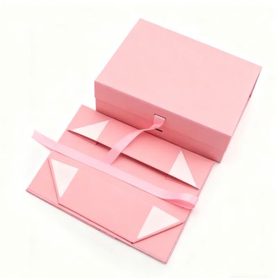 Individuelle Logo-Qualität Schleifenband-Faltschachtel Rosa Schwarz Rechteckige Form Magnetische Kunstpapier-Verpackung für Mattlaminierung Prägung