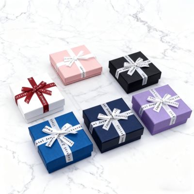 Individuelle Schmuckverpackung Englisch Schleife Band Himmel Erde Quadrat Box Elegante Kartonabdeckung für Ohrringe Ringe Schachteln