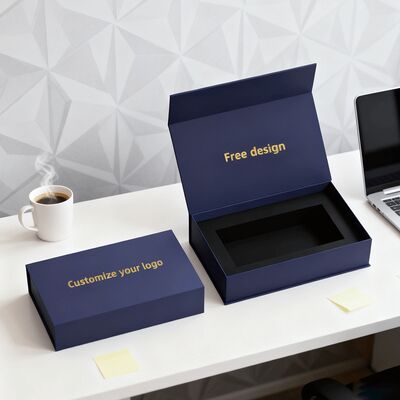 Personalisierte Verpackungskiste mit Magnetverschluss