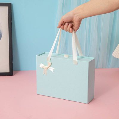 Wiederverwertbares benutzerdefiniertes Logo Luxus starre Ausziehbare Kleidung Verpackung T-Shirt Kleidung Papier Schublade Bekleidungskiste